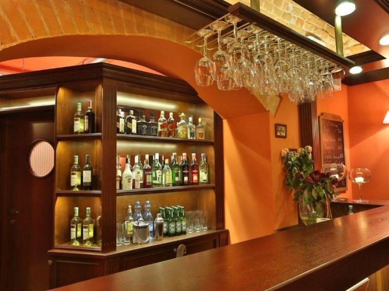 Rynek 6 Retro Pub & Hostel Radom Exterior photo